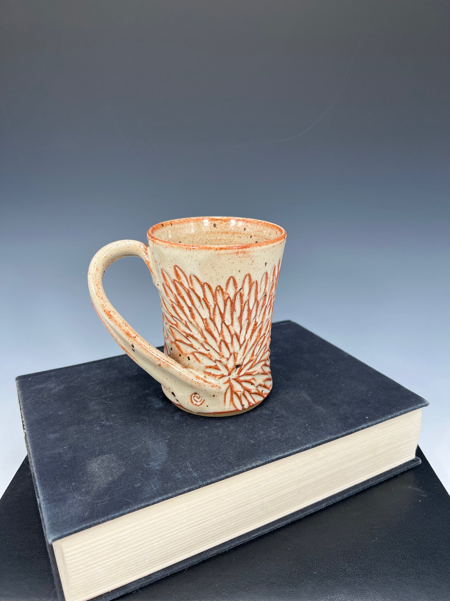 Mug - Carved